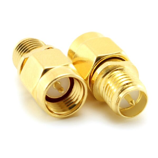 SMA Male to RP-SMA Female adaptor for Analog Goggles