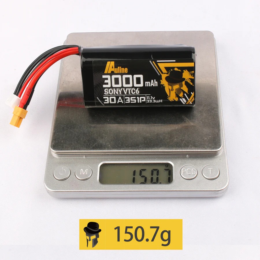 3S 3000mah li-ion on scales weight